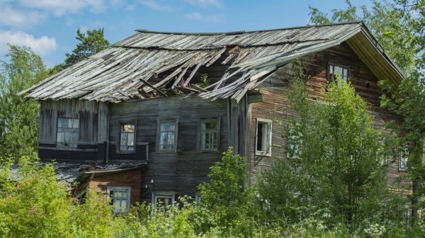 Cottage Demolition in Bozeman